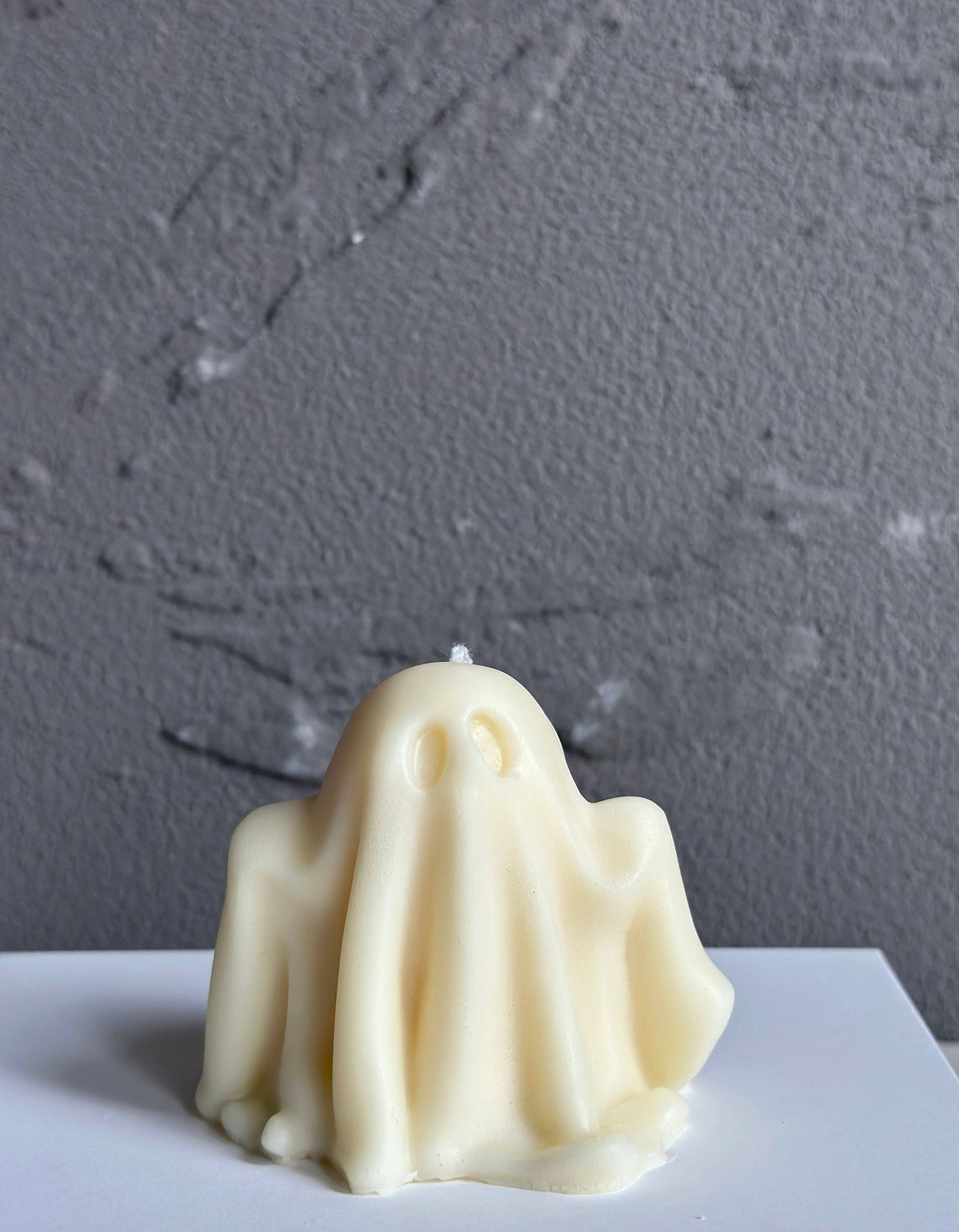 Ghostly night Candle