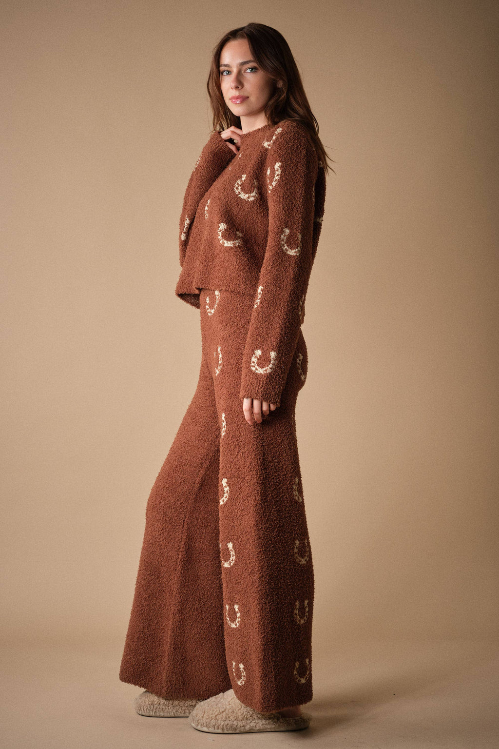 Cozy Horseshoe Knit Pants Set