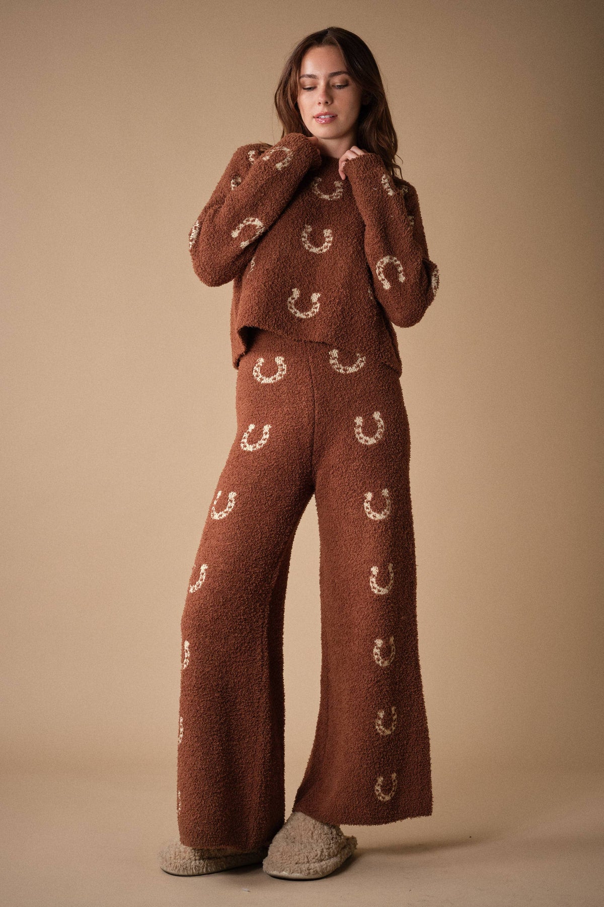 Cozy Horseshoe Knit Pants Set