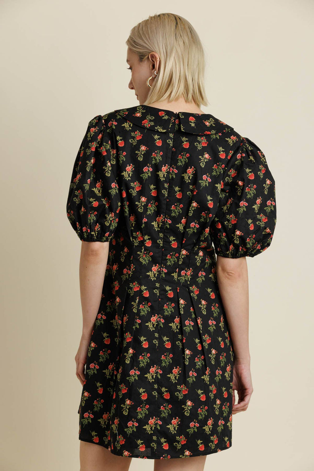 FLORAL COLLAR DRESS W/ VELVET TIE