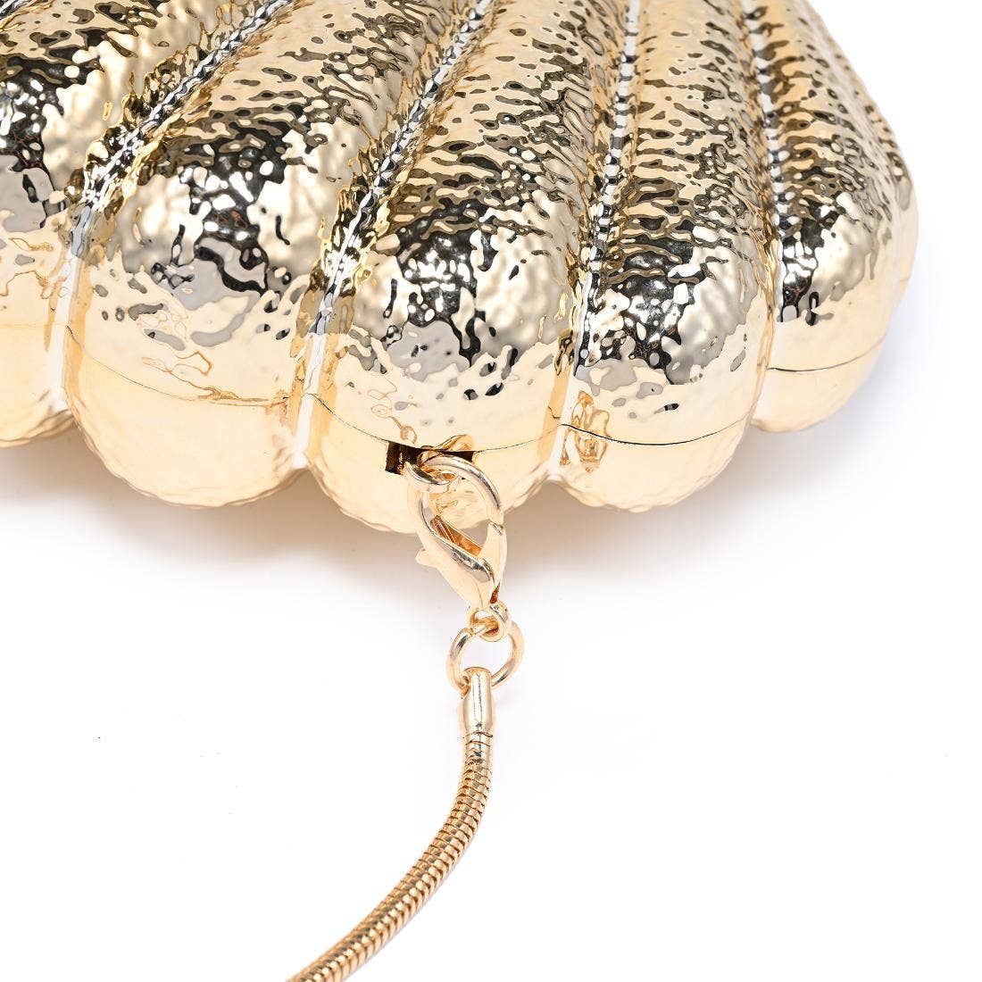 Clam Shell Clutch