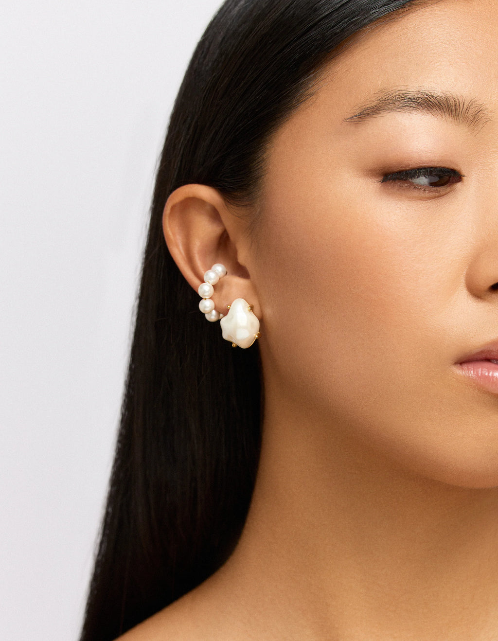 Callie Pearl Ear Cuff
