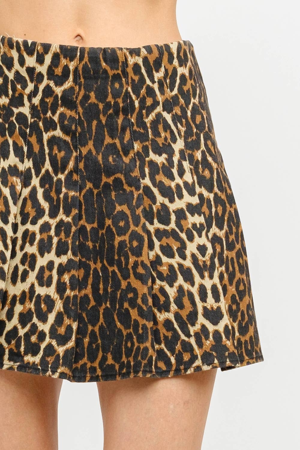 Area Leopard Skirt