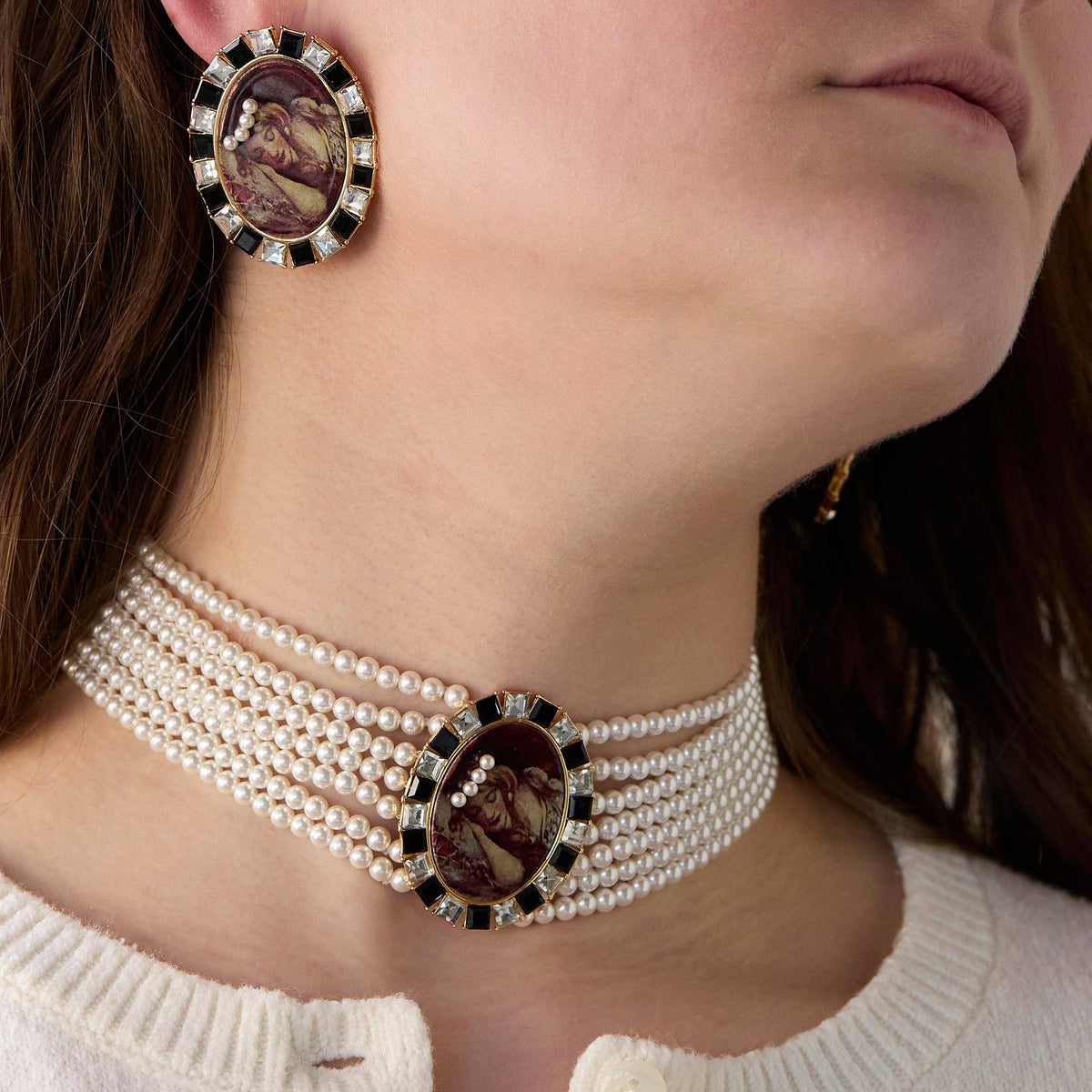 SLEEPING BEAUTY CAMEO EARRINGS