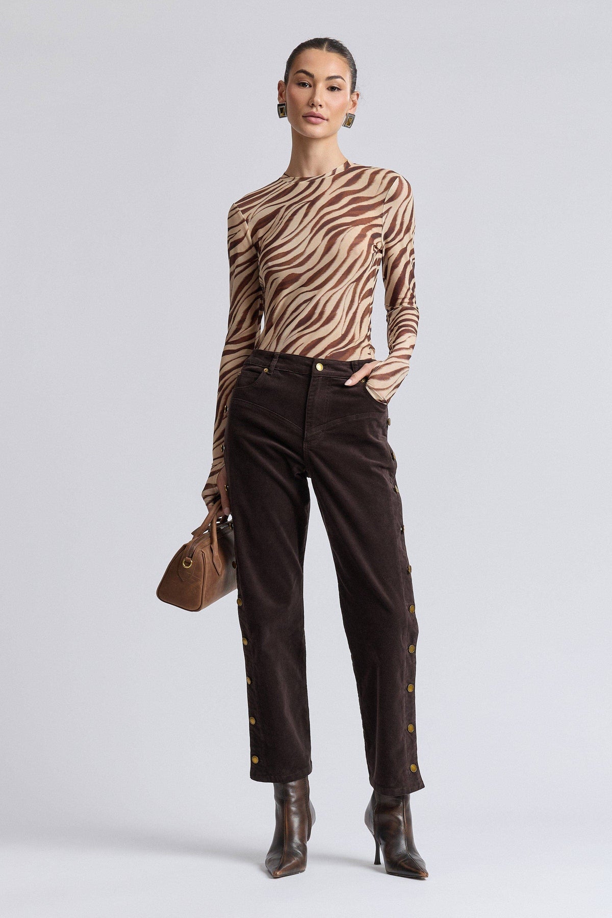 Zebra Stretch Mesh Thumbhole Top