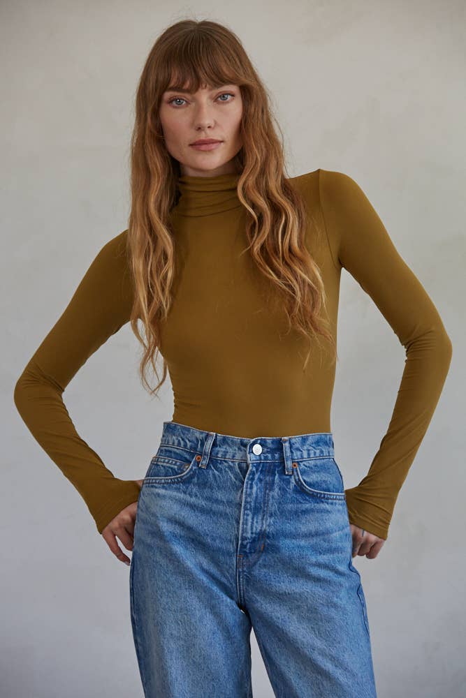 Seamless Long Sleeve Bodysuit