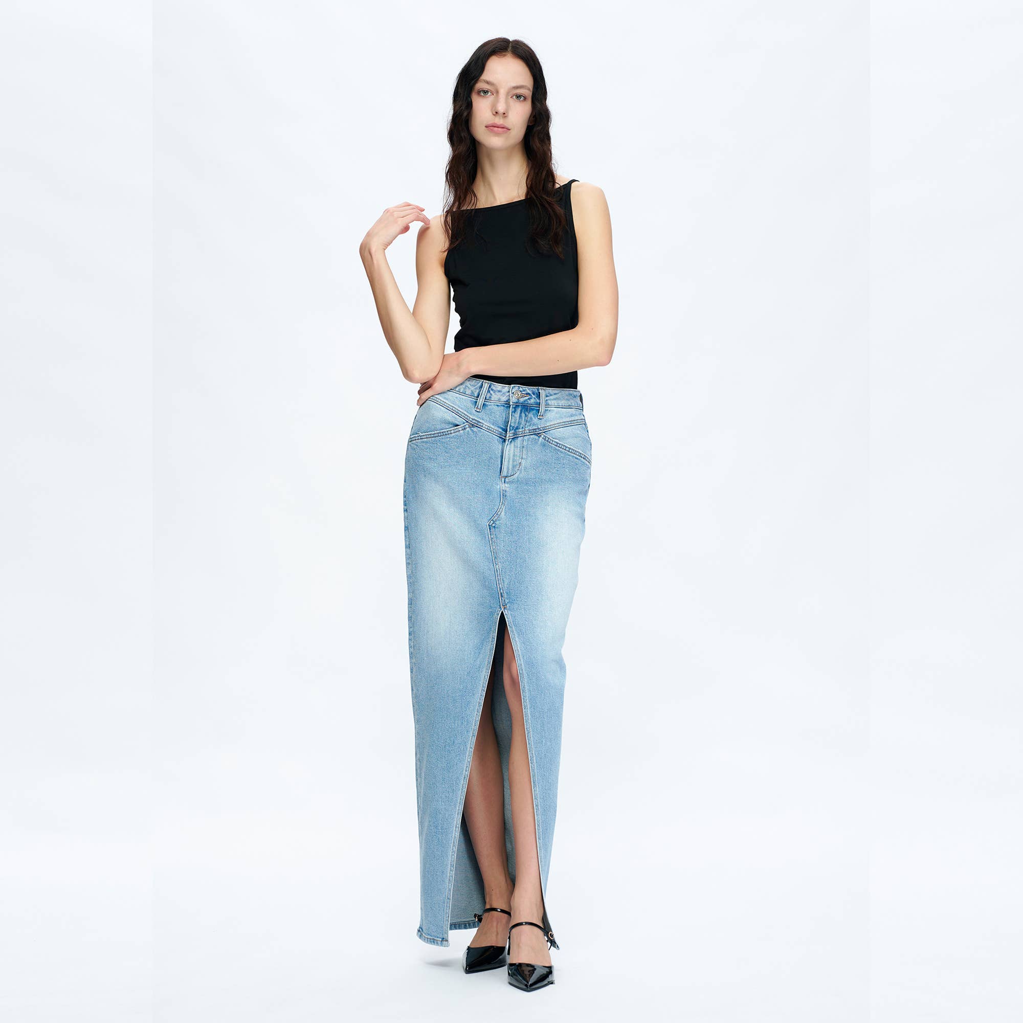 HIGH-LOW DENIM MAXI SKIRT(FINISHED HEM,SLIT)