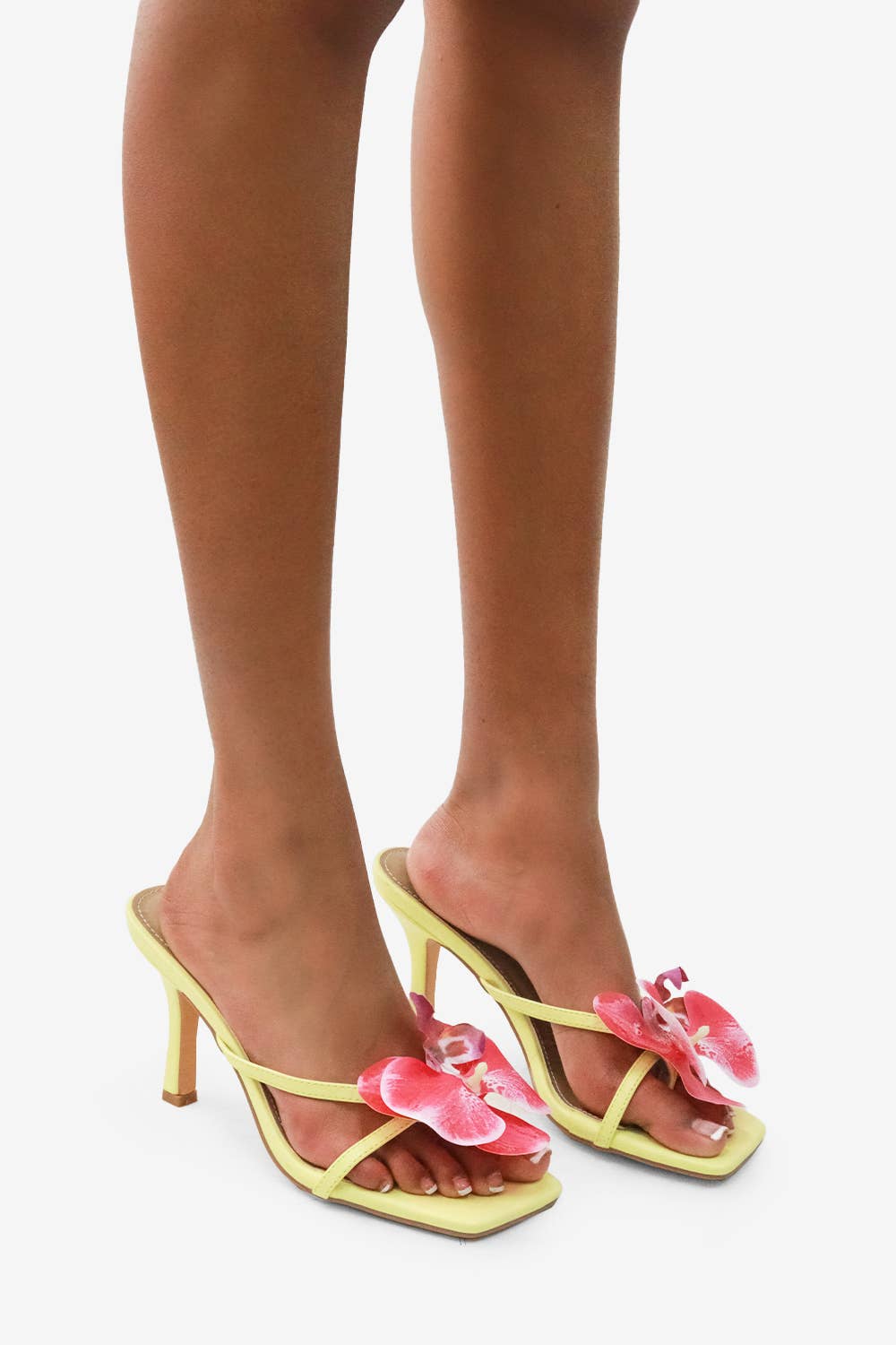 Resort Trendy Orchid Thong Heel