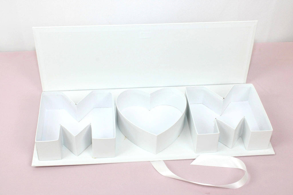 Fillable MOM Letters Flower Gift Box