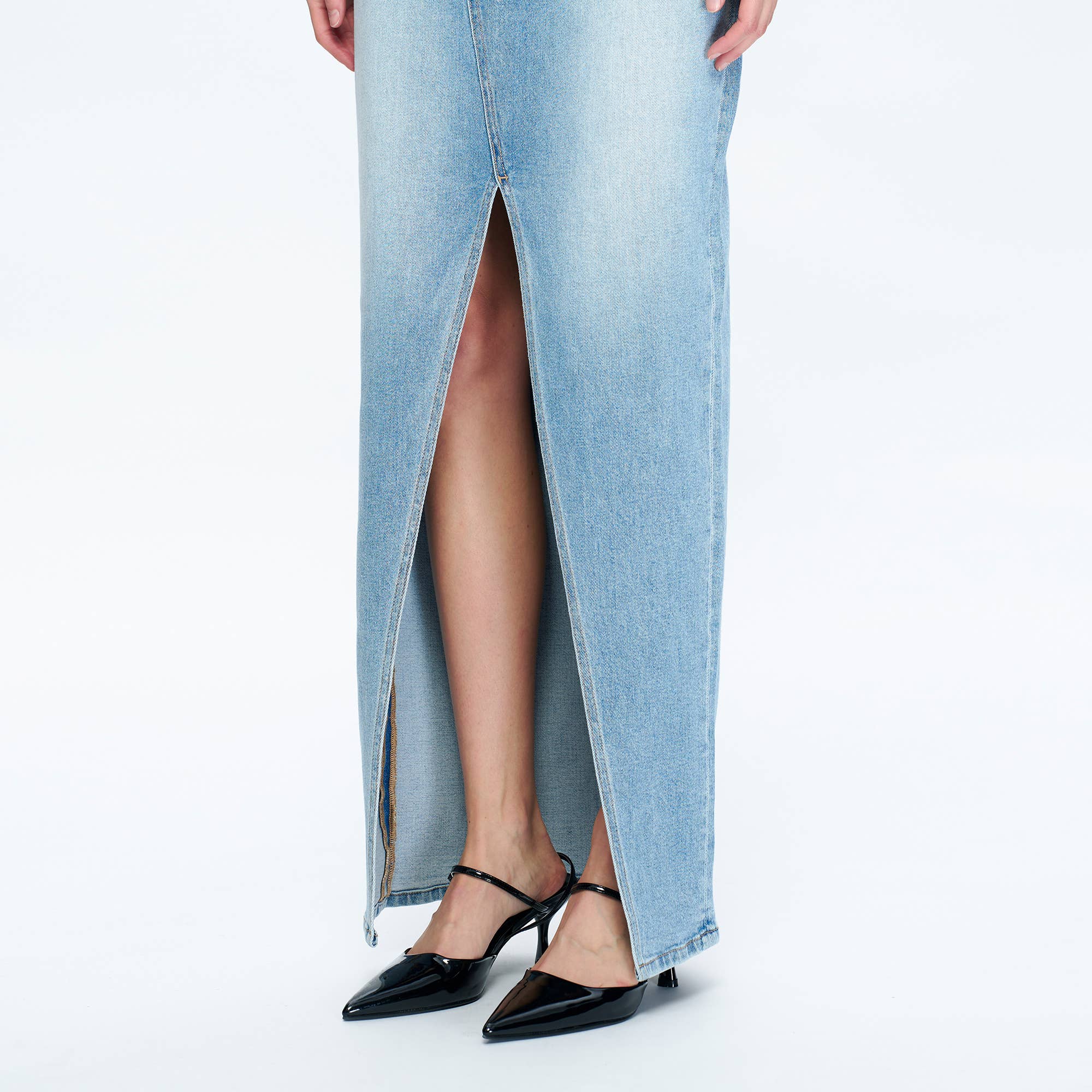 HIGH-LOW DENIM MAXI SKIRT(FINISHED HEM,SLIT)