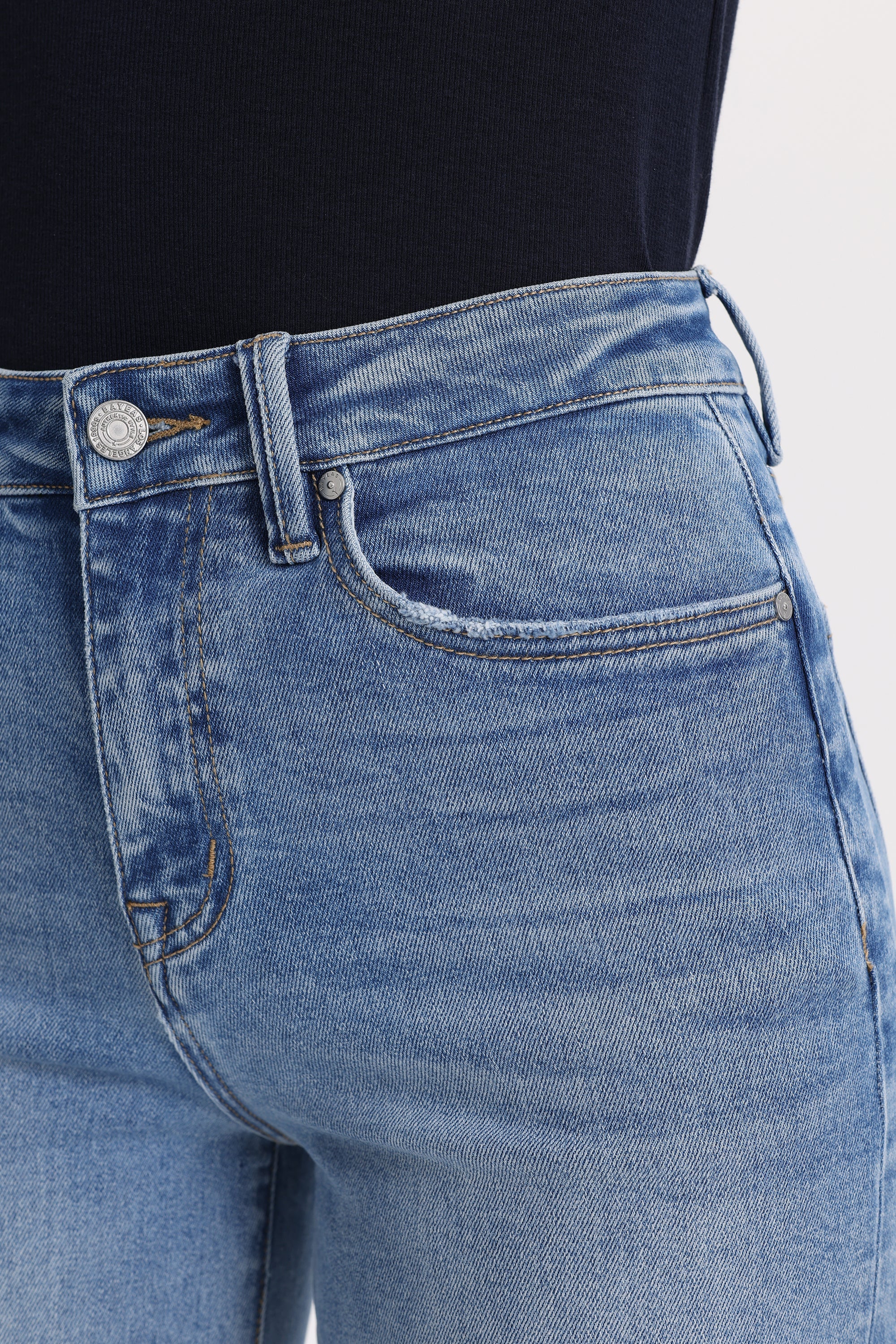 Classic High Rise Wide Leg Jeans